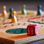Spiele und Brot