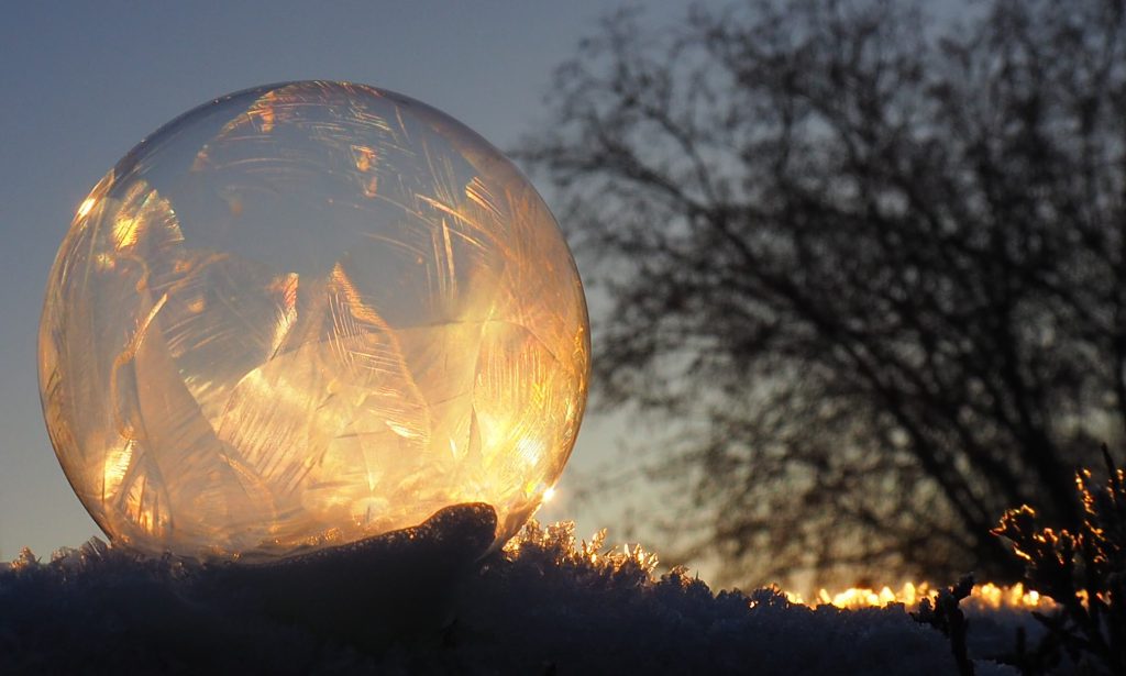 Katja Ritter "Eiskalt festgehalten"