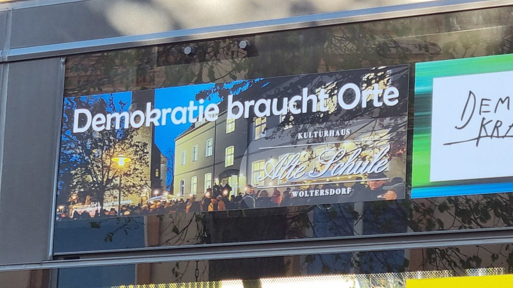 Zug für Demokratie - Tram 87